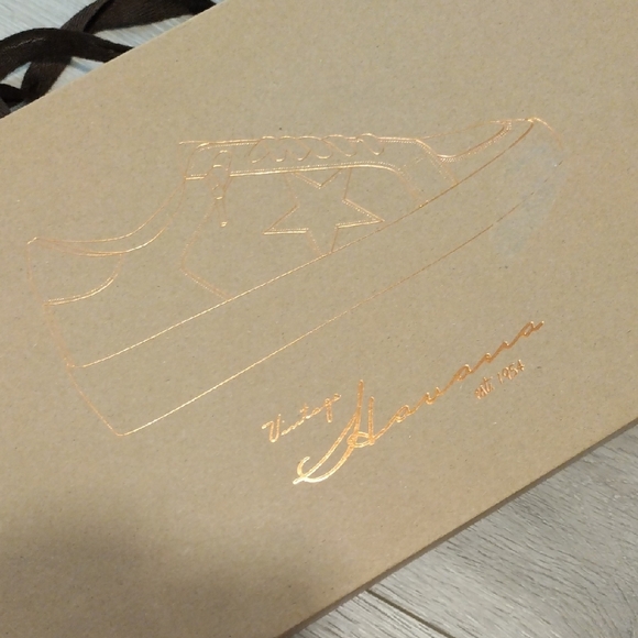 Vintage Havana Cream and Gold Women's Shoes - Picture 7 of 16